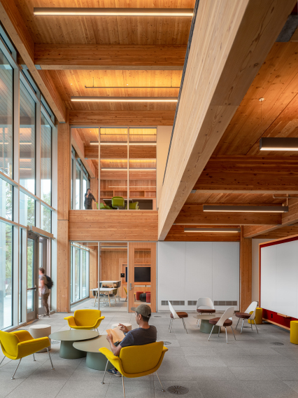 ©  R.E ARCH & Works Constructions Construction Company